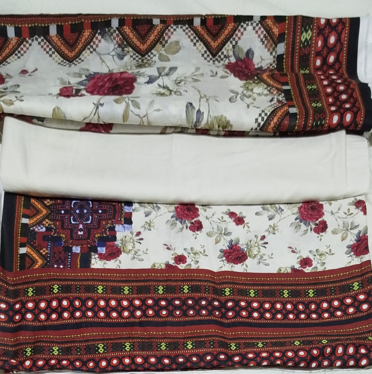 JJ 3PC OFFWHITE LAWN DUPATTA